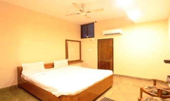 The Lavender Hotel Bhubaneswar Exterior photo